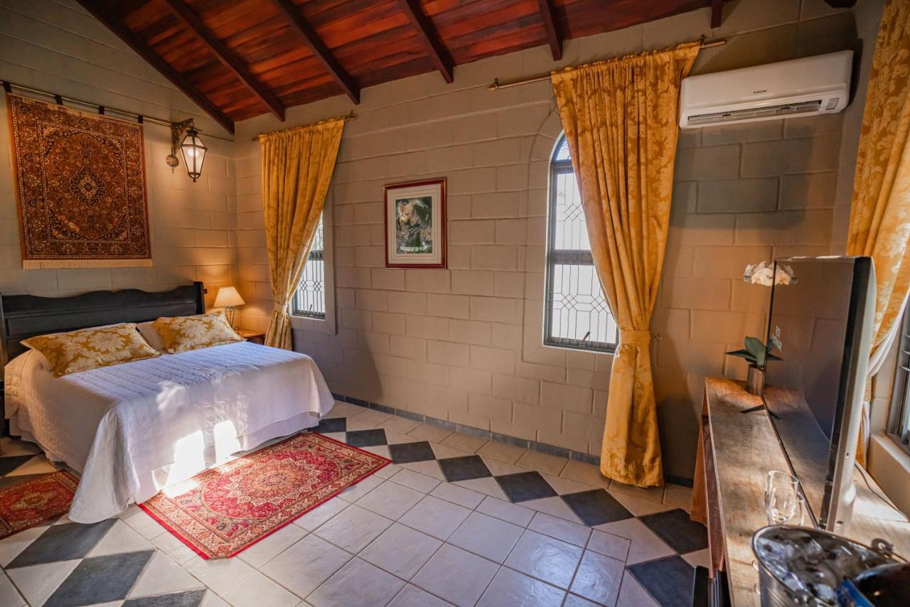 Pousada Camelot Inn Alto Paraíso de Goiás Exterior foto